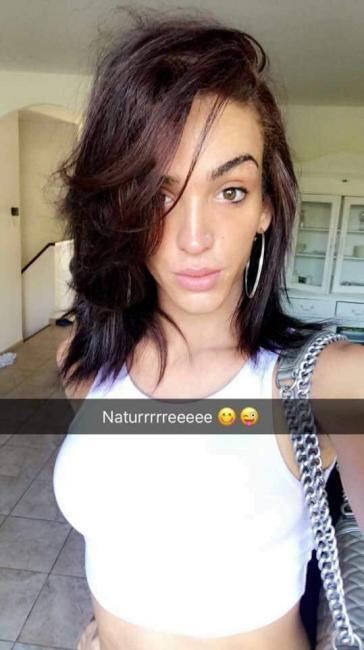 Beurette trans très sexy
